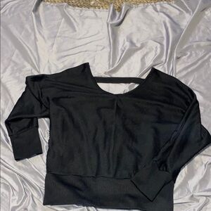 Black V-Neck Long Sleeve Top